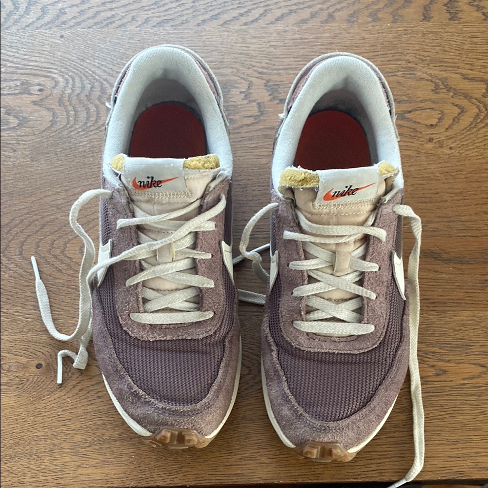 Nike Women's Waffle Debut Vintage Running Shoes - Brown and White - Picture 3 of 6